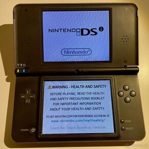 Nintendo Dsi XL - 2