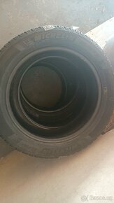 Pneumatiky Michelin zimní 215/55 R17 - 2