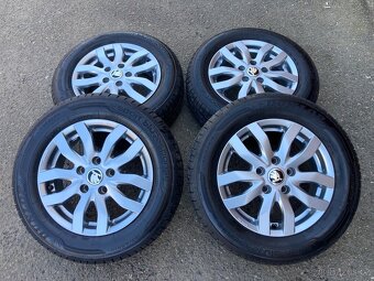 Zanovni  Škoda,Vw r15,5x112,letni 195/65 15-7,5mm - 2