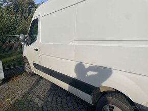 Renault Master 2,3DCi (92Kw) L2H2 2015 (najeto: 180.000km) - 2