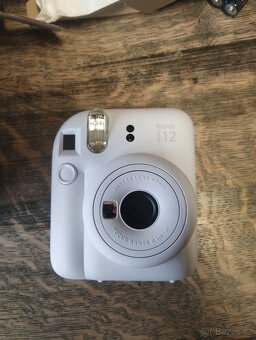 Fujifilm instax mini 12 clay white, Nový - 2