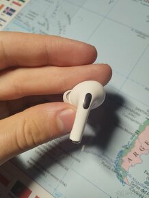 Levé sluchátko AirPods Pro - 2