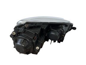 Levý halogen 1K6941005N VW Golf 5 hatchback r.v. 2007 - 2