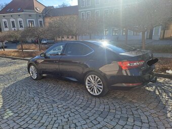 Škoda Superb 3 L&K 2.0TDI 140kW DSG Tažné Navi - 2