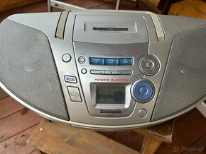 Panasonic RX-ES25 rádio - CD - kazety - 2