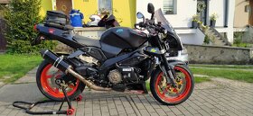 Aprilia Tuono 1000r - 2