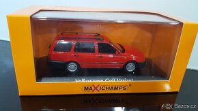 (ZAMLUVENO) - VW Volkswagen Golf 3 Variant 1:43 Minichamps - 2