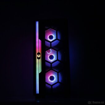 Herní PC - Intel i7 | 16GB GB RAM | RX 570 8GB - Windows 11 - 2