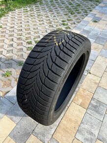 Nexen 235/45 R18 - 2