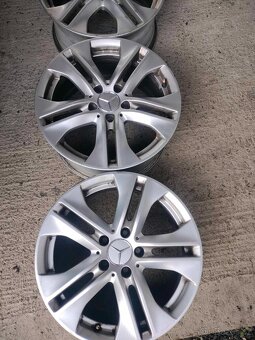 4ks alu disky orig. Mercedes Benz 5x112 R17 - 2