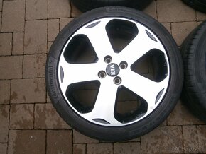 ALU letní 17", orig. KIA, rozteč 4x100mm, pneu 205/45/17 - 2