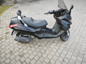 Piaggio xevo 125 - 2