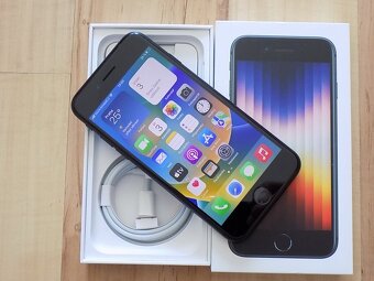 iPhone SE (2022) 64GB Black ZARUKA, Baterie 100% - 2