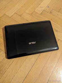 Asus EEE 1101HA - 2