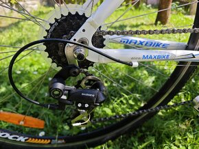 Dámské jízdní kolo Maxbike 18" - 2