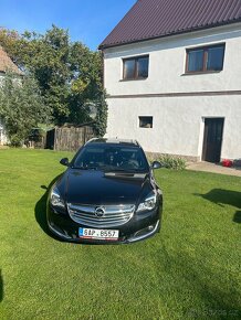 Opel insignia 2.0 cdti 120kw - 2