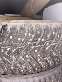 205/60 r16 nokian nordman 8 s hroty - 2