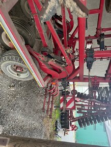 Horsch Terrano 8  bezorebny stroj  8m + val - 2