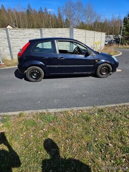 Ford fiesta 1.3i rok výroby 17.7.2009 dovoz Německo. - 2