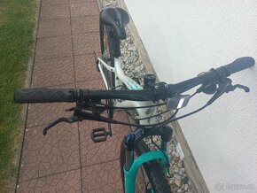 Specialized - horské dětské kolo 27,5", vel.S - 2