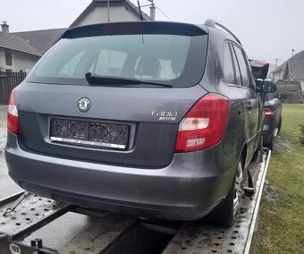 nd ze škoda fabia 2, 1.2.TDI šedá,zelená,vínová - 2