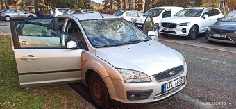 Ford Focus II 1,6 74 kw 2006 - 2