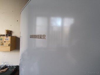 LIEBHERR lednice 180cm - 2