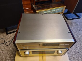 Accuphase E-405; Accuphase DP-70V - 2