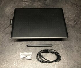 Tablet WACOM One (M) - 2