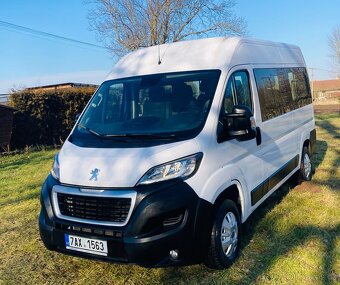 Peugeot Boxer Kombi L2H2 103kW/140k, ČR původ, najeto 31tis. - 2