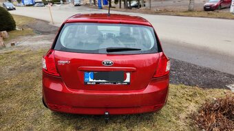 Kia ceed 2010 - 2