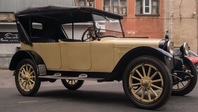 Hupmobile 1919 r - 2