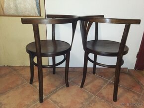 Křesla Thonet/Mundus-vějíře. - 2