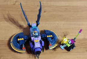 LEGO Super heroes 41230 Batgirl a honička v Batjet - 2