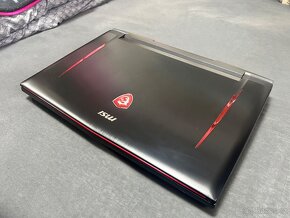 HERNÍ DĚLO - MSI GT75 Titan 8RG-086NL - 2