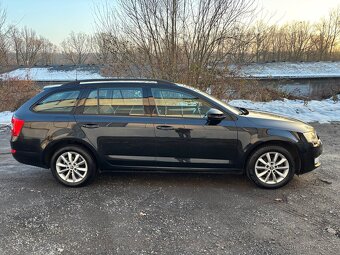 ŠKODA OCTAVIA III COMBI 1.6 TDI 81kw - 2