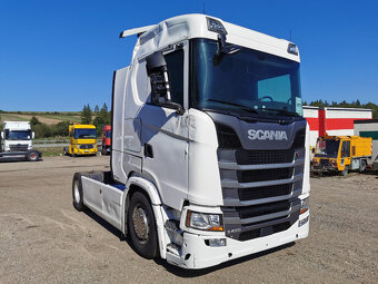 Prodám tahač návěsů SCANIA S450 EURO 6 po nehodě - 2