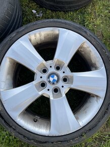 Kola bmw 225/40 r18 - 2