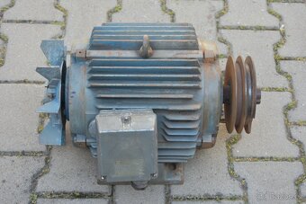 Motor 5,5 kW MEZ Mohelnice - 2