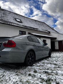 BMW 320D havarované - 2