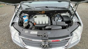 VOLKSWAGEN TOURAN 1.9TDI  DSG TRENDLINE 77KW - 2