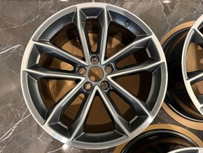 original alu kola audi a5 s5 r19 8w 5x112 8W0601025DF DPH - 2