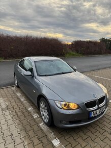 BMW E92 coupe 325i 160Kw-218hp -manuál, zadokolka - 2