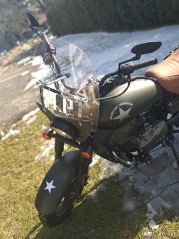 UM Renegade Commando 125 - 2