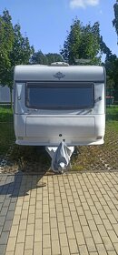 Karavan Hobby 495 - 2