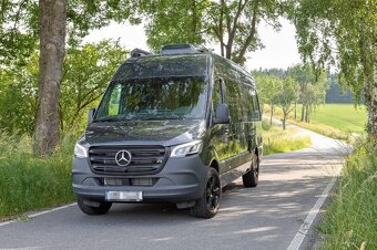 Obytný vůz Mercedes-Benz Sprinter 319 CDI (2023) - 2