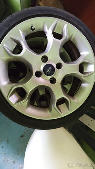 Prodám 17"Alu kola Ford fiesta RS včetne pneu 205/40r17 - 2