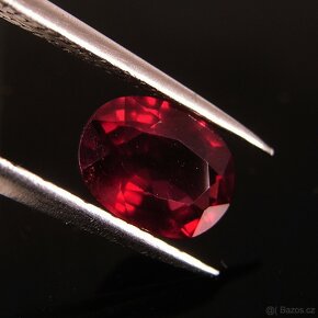 Granát - 1,64 ct. - 2