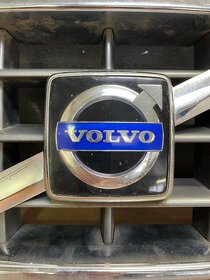 Dily Volvo XC90 - 2