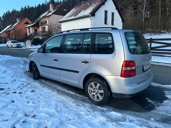 Volkswagen Touran 1.6 MPI - 2